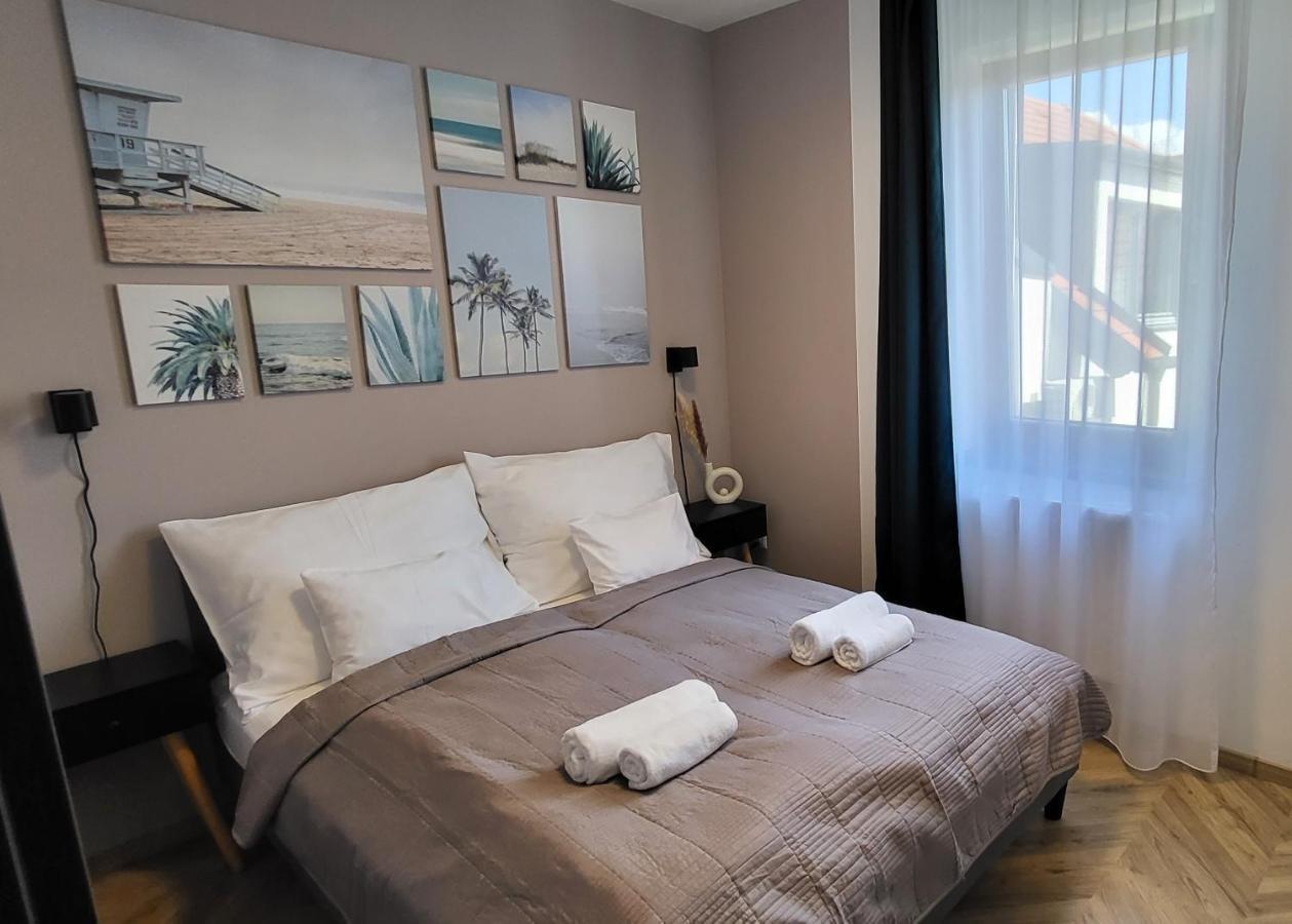 Dotis Apartman Тата Екстер'єр фото