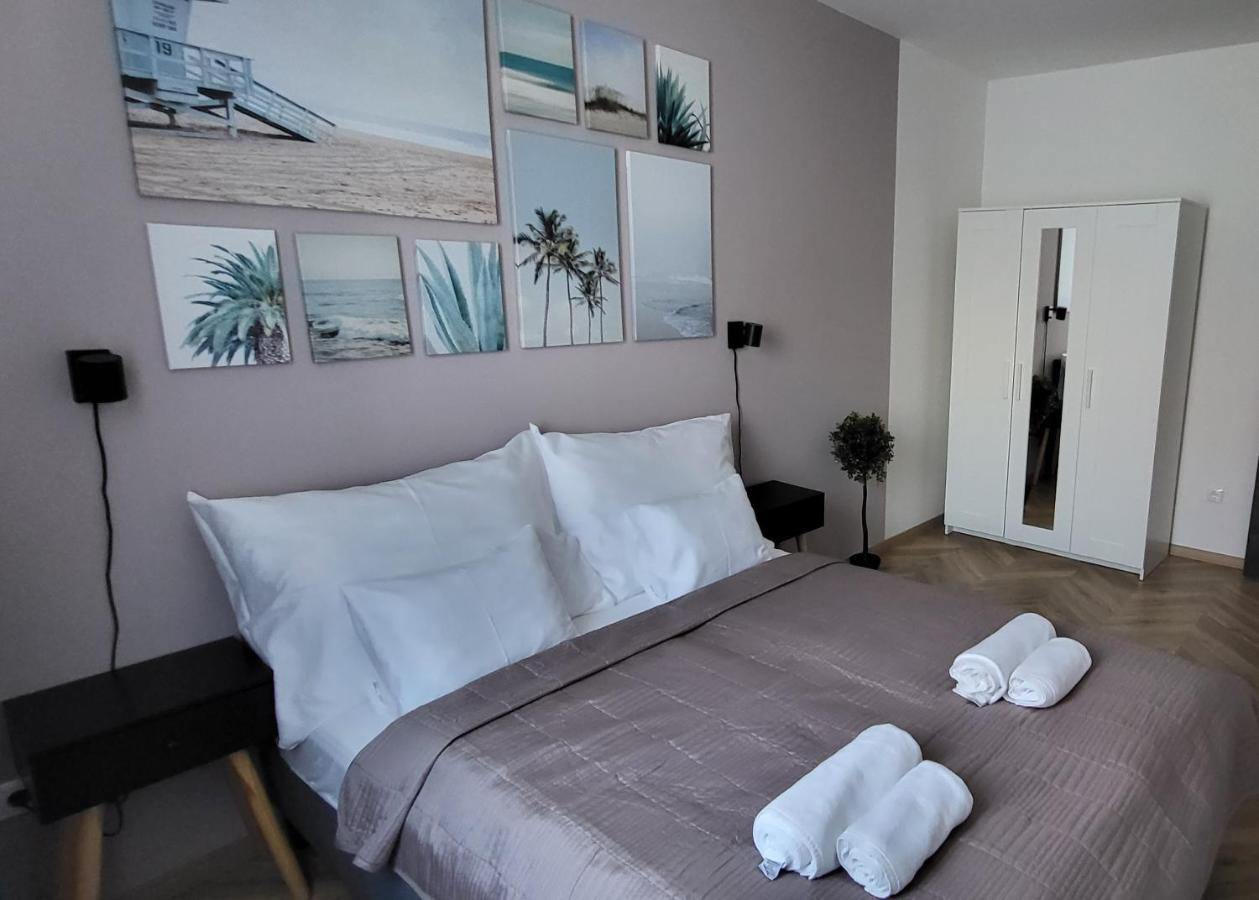 Dotis Apartman Тата Екстер'єр фото